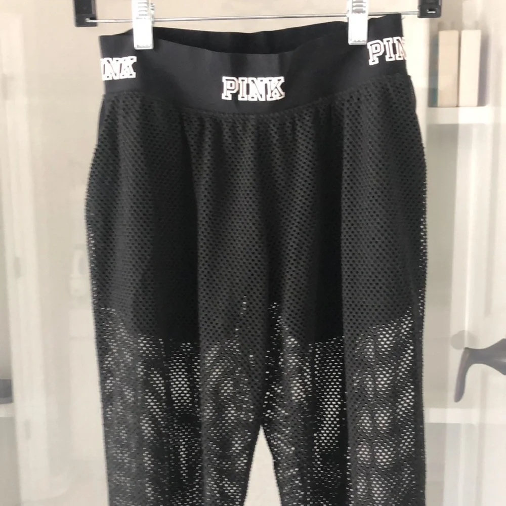 Victoria’s Secret Pink Ultimate Fishnet Joggers S built in shorts athleisure